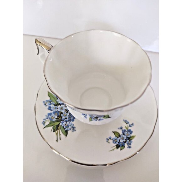 Royal Windsor England Bone China Cup & Saucer-Blue Forgrt Me Nots 1950's - Picture 10 of 13
